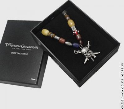 collier Pirates des caraibes